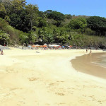 Praia do Cachorro é a praia mais popular da ilha de Fernando de Noronha, Brasil. Author and Copyright Marco Ramerini