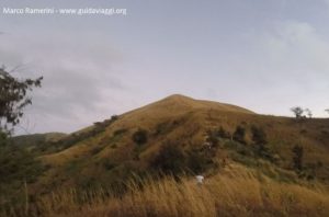 Monte Tamasua, Nabukeru, Yasawa, Fiji. Autor e copyright Marco Ramerini.