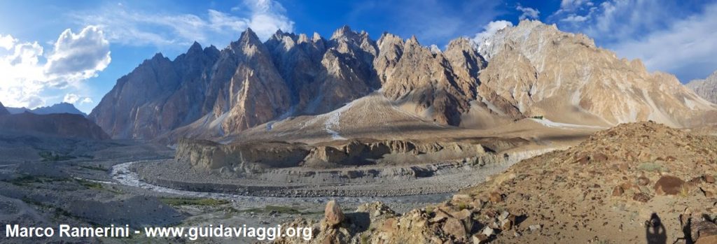 Cones de Passu, Hunza Valley, Paquistão. Autor e Copyright Marco Ramerini.